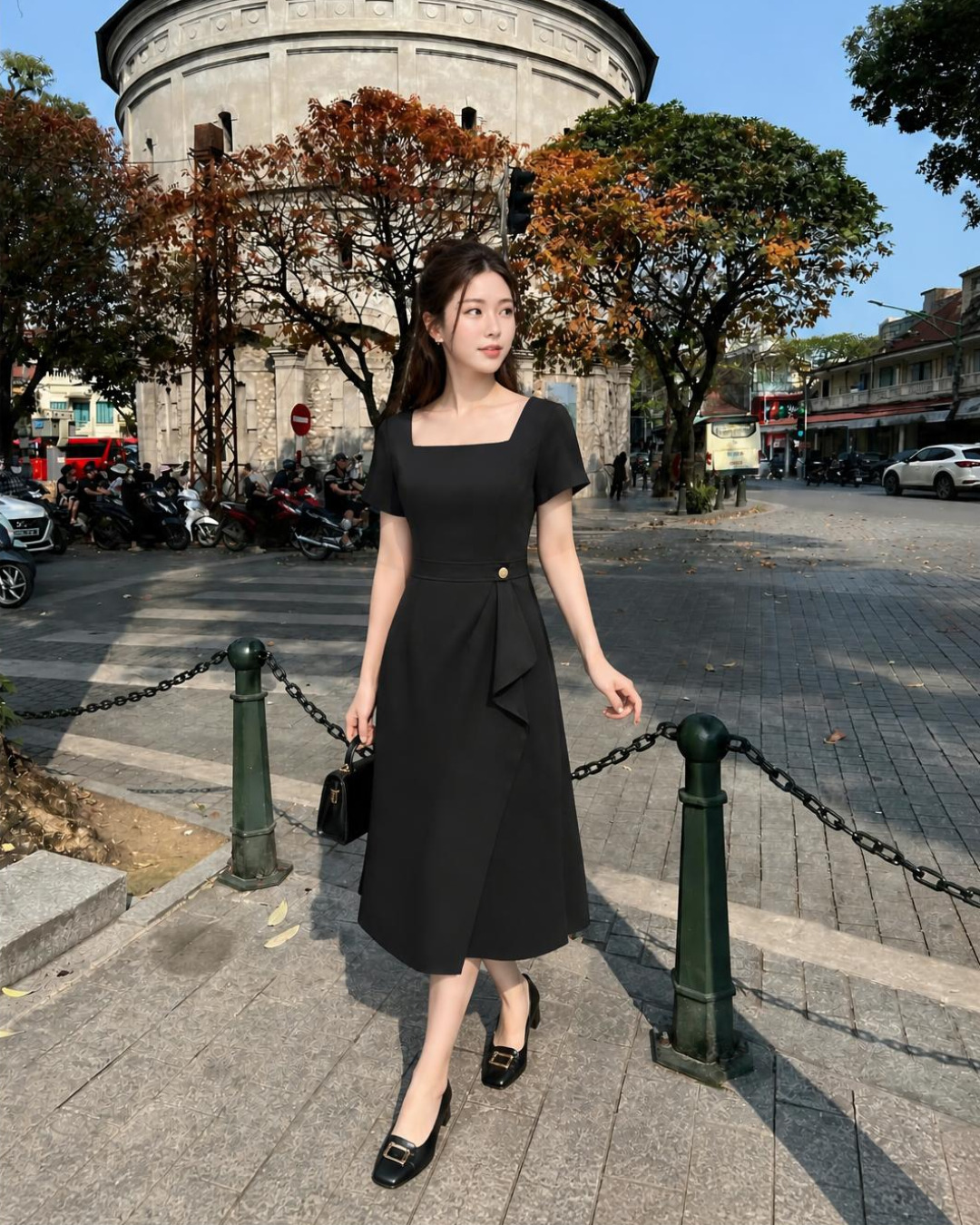 Nini – Váy Xoè A Midi Cổ vuông Bèo Chéo — Đen