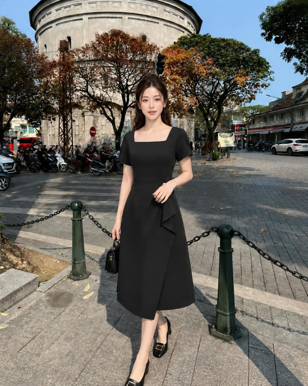 Nini – Váy Xoè A Midi Cổ vuông Bèo Chéo — Đen