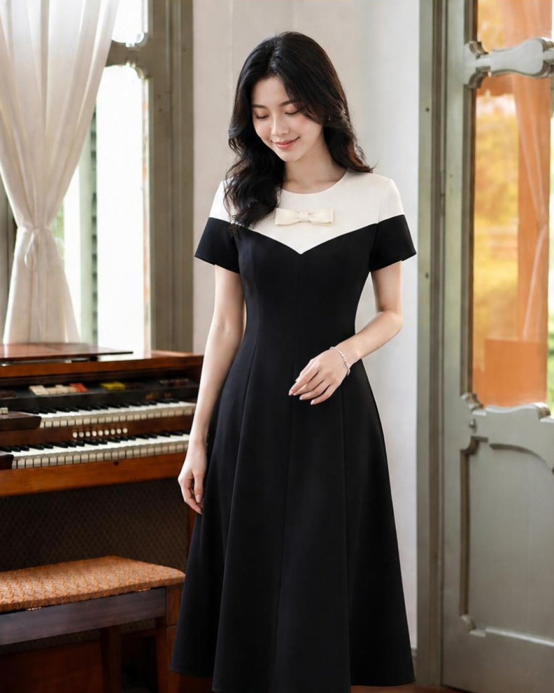 Kana – Váy chữ A Midi Cổ tròn Mix Màu — Đen