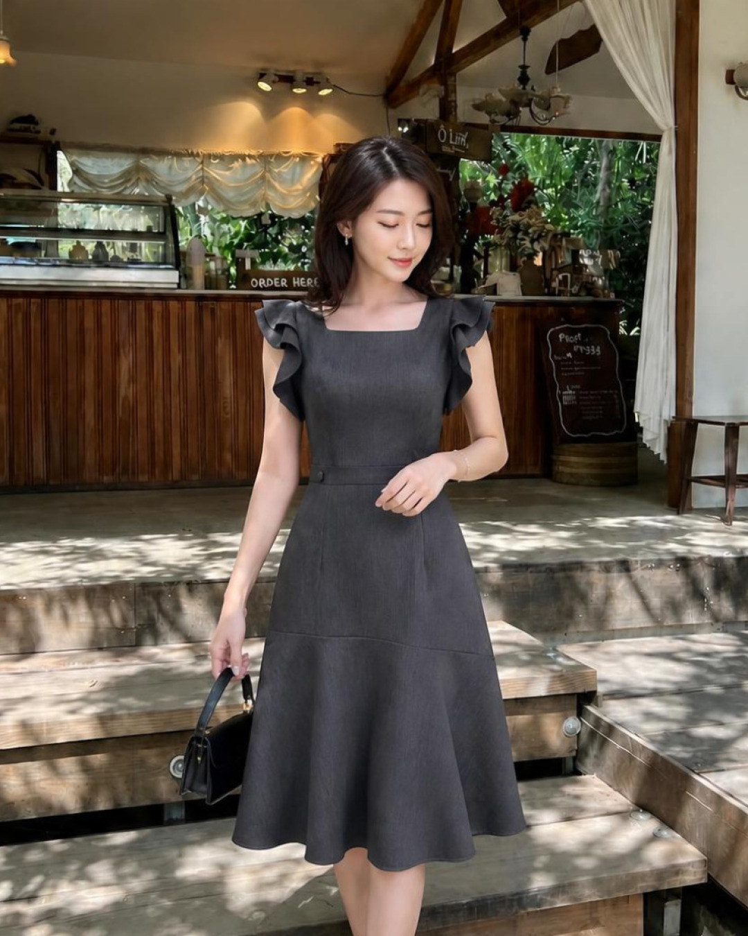 Dari – Váy Midi Cổ vuông Tay Bèo Tùng Xoè Rủ — Xám đậm